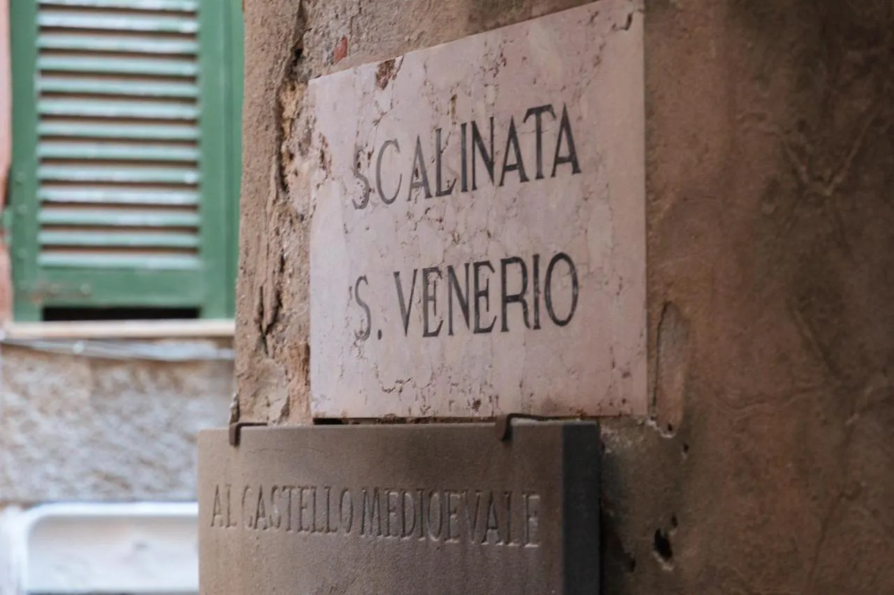 Colonna 24 Luxury Room In Portovenere Near 5 Terre 住宿加早餐酒店